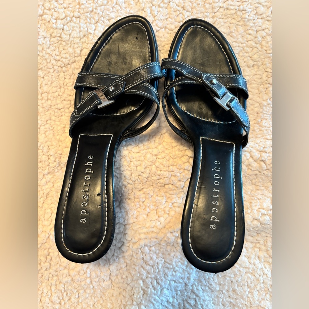 APOSTROPHE BLACK LEATHER UPPER SANDAL